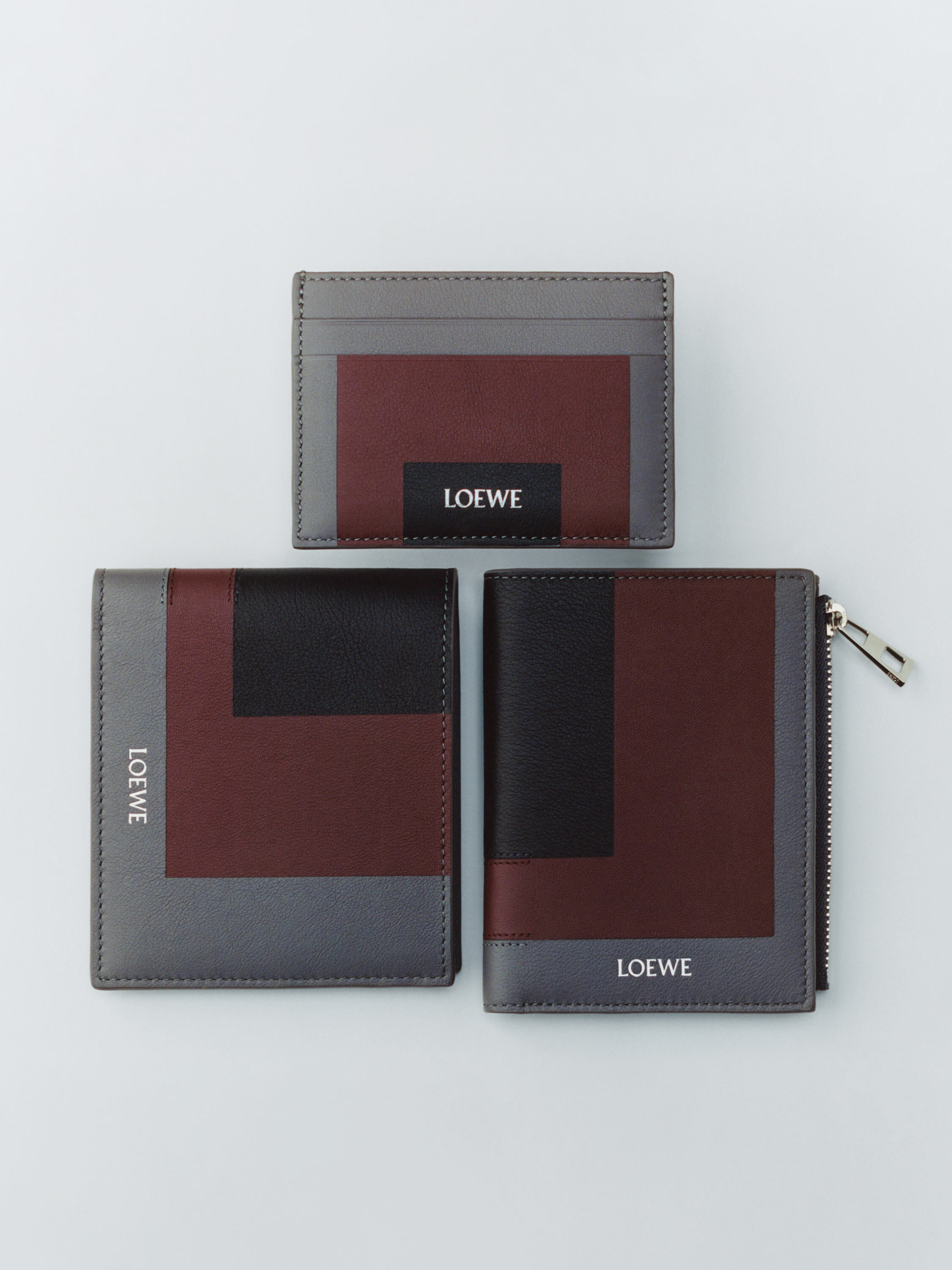 M04/003 ロエベ 三つ折り財布 長財布 札入れ 小銭入れ カード収納 メンズ 財布&小物｜ロエベ - LOEWE